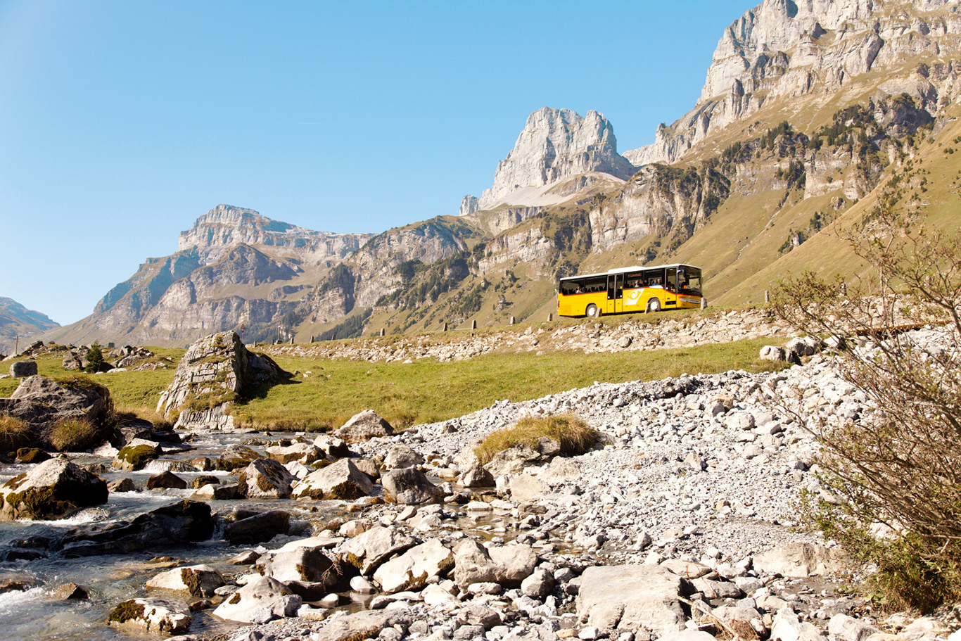 PostAuto eröffnet die Sommer-Saisonlinien