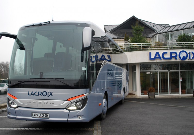 Setra startet als Marktführer bei Reisebussen in Frankreich mit der ComfortClass 500